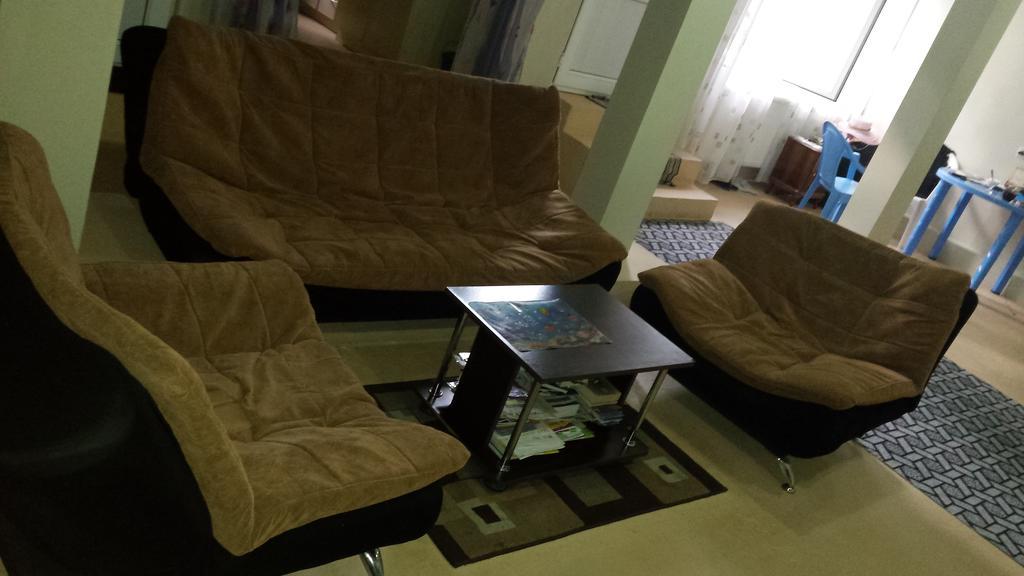 Comfort Plus Tbilisi Buitenkant foto